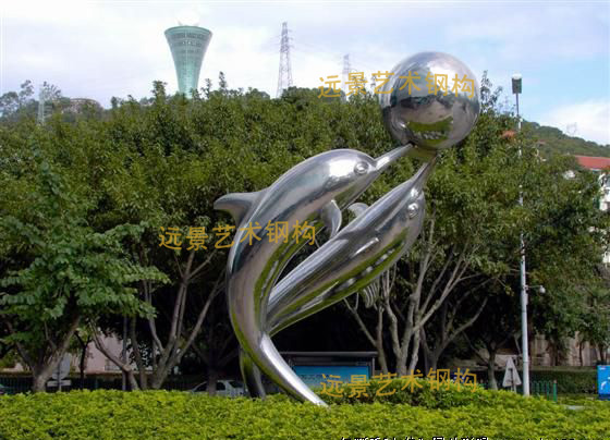 海豚頂球